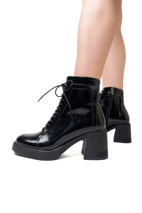 siyah rugan kadın hakiki deri kalın topuklu bağcıklı ve fermuarlı platform taban postal bilekte bot