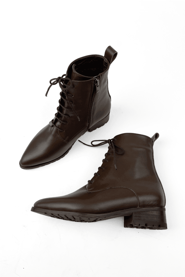 kadındoğalderibot346468769 Kahverengi Kadın Hakiki Deri Bağcıklı Fermuarlı Rahat Bot