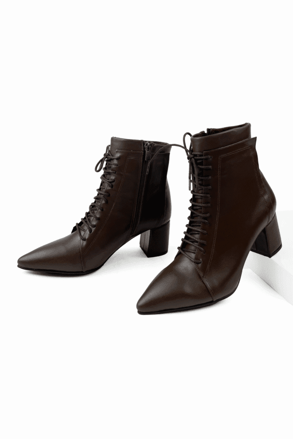 kadın hakiki deri sivri burunlu fermuarlı kalın topuklu bot