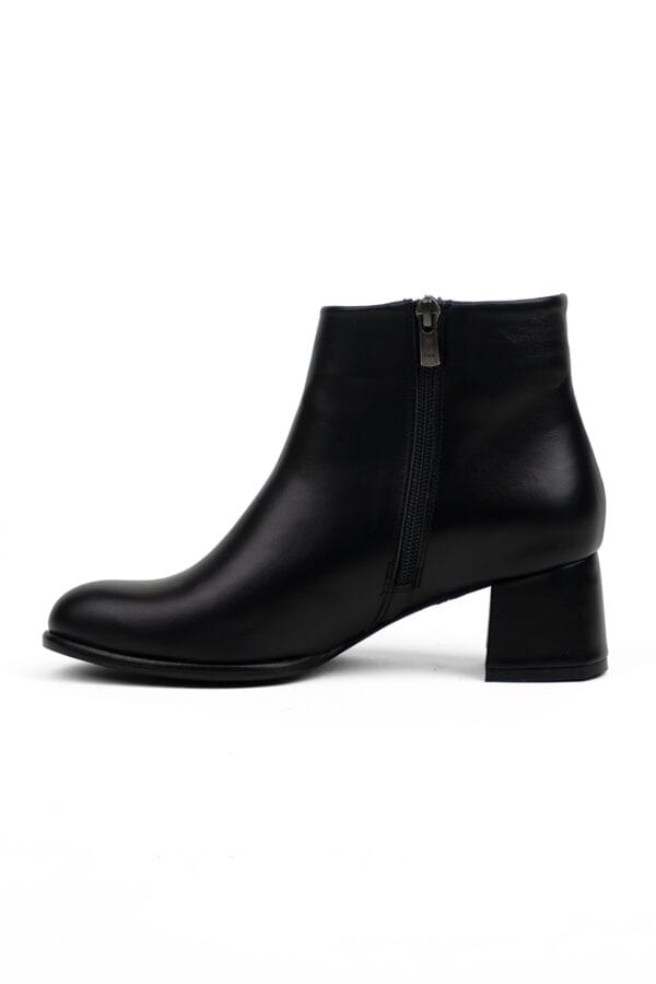 Kadın Hakiki Deri  Yuvarlak Burun Topuklu Bot