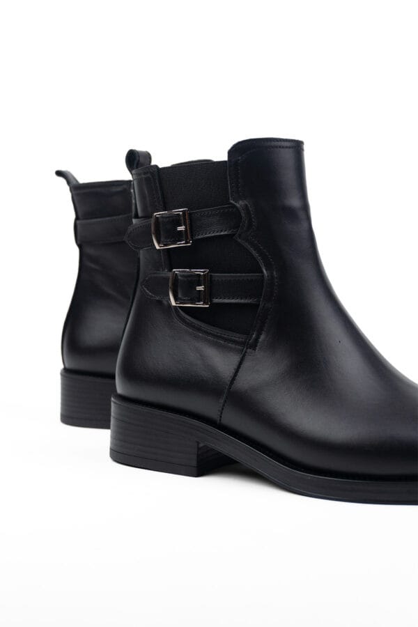 1_org_zoom-32.jpg Kadın Hakiki Deri Kısa Topuklu Yandan Tokalı Lastikli Bilekte Bot