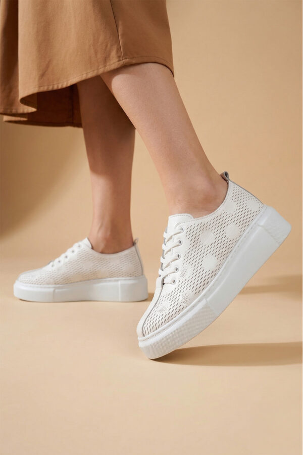 Kadın Hakiki Deri Yazlık Delikli Yüksek Tabanlı Rahat Günlük Casual Sneaker Spor Ayakkabı