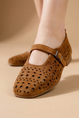 Hakiki Süet Deri Bantlı Delikli Kadın Babet – Yazlık Nefes Alan Rahat Ayakkabı